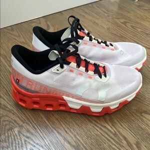 On Running Women's Cloudmonster Hyper size 6.5 EUC used once